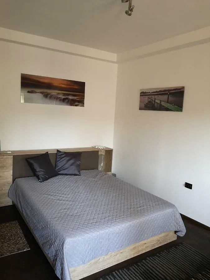 Hotel M&M Bukarest 0*,