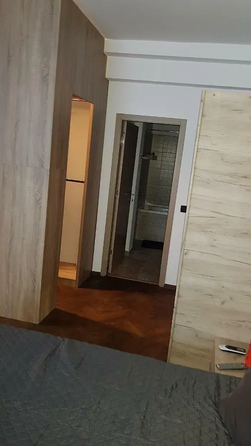Apartment Hotel M&M Bukarest