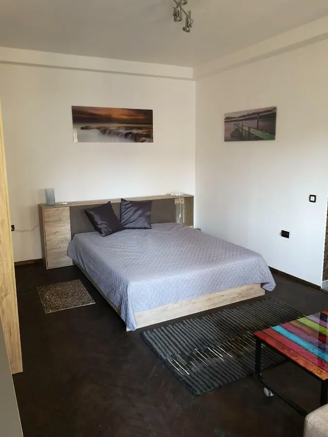 Hotel M&M Bukarest Apartment